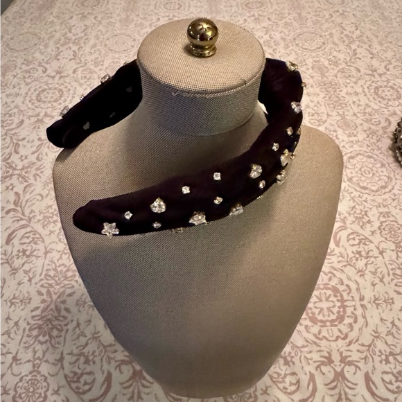 Lele Sadoughi Elegant Black Embellished Headband with stars and hearts - Picture 2 of 6